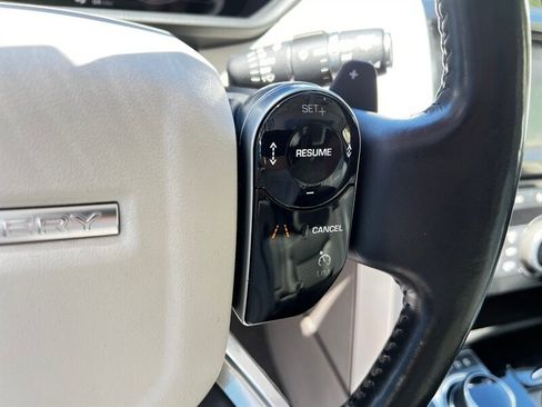 Used 2020 Land Rover Discovery HSE Luxury AWD/4WD image 35