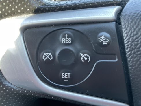 Used 2023 GMC Acadia SLE w/ Driver Convenience Package image 28