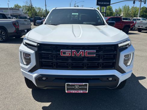 New 2025 GMC Canyon Elevation w/ Convenience Package image 2