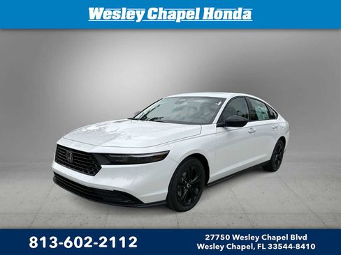 Used 2025 Honda Accord SE image 1