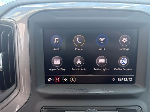 Used 2020 Chevrolet Silverado 1500 Custom Trail Boss w/ Custom Convenience Package AWD/4WD image 28