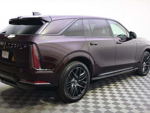 New 2025 Cadillac Escalade IQ Sport 1 w/ LPO, ONYX Package AWD/4WD image 7