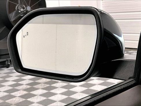 Used 2023 Ford Explorer Platinum w/ Technology Package image 35