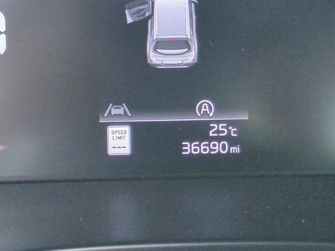 Certified 2023 Kia Soul LX w/ LX Technology Package FWD image 15