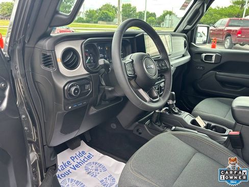 Used 2025 Jeep Wrangler Unlimited Sport S 4xe AWD/4WD image 54
