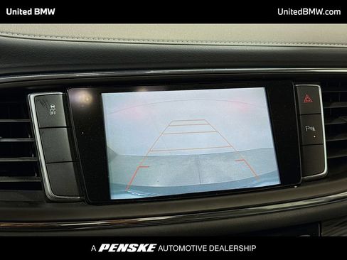Used 2019 Buick Enclave Essence FWD image 9