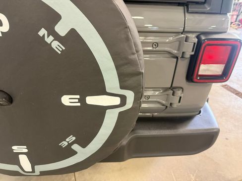Used 2020 Jeep Wrangler Unlimited Sport AWD/4WD image 20