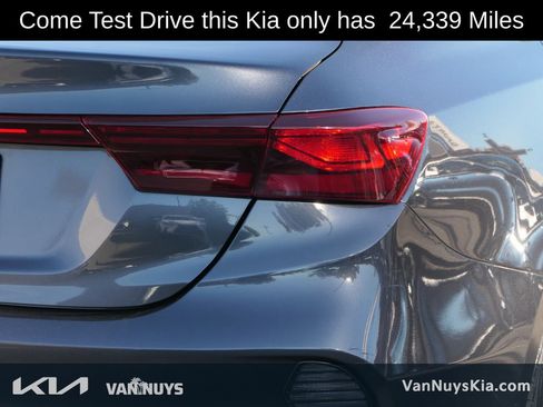Used 2023 Kia Forte LXS image 4