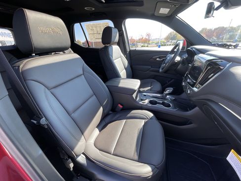 Used 2023 Chevrolet Traverse High Country w/ LPO, Floor Liner Package image 29