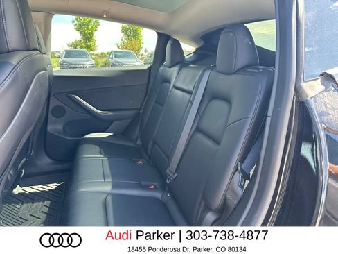 Used 2022 Tesla Model Y Long Range AWD/4WD image 13