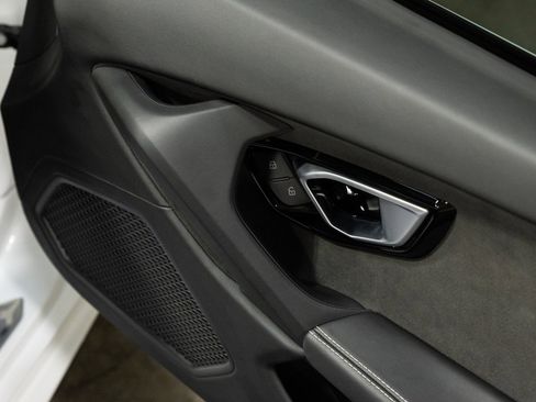 Used 2016 Lamborghini Huracan LP 610-4 image 47