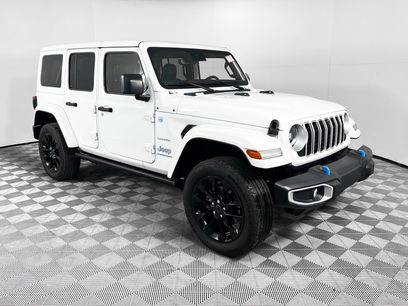 Used 2024 Jeep Wrangler Unlimited Sahara w/ Technology Group
