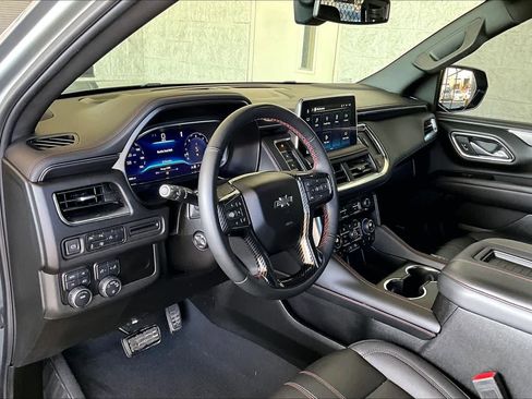 Used 2024 Chevrolet Tahoe RST w/ RST Performance Edition image 16