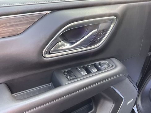 Used 2021 Chevrolet Tahoe LT image 36