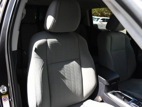 Used 2017 Toyota Tacoma SR5 w/ Tow Package image 26