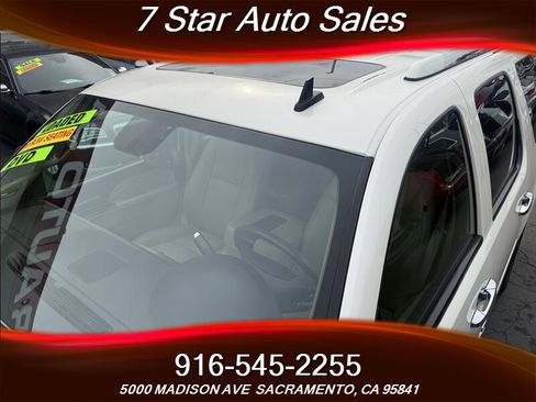 Used 2014 GMC Yukon XL Denali image 15