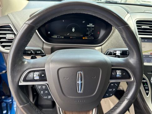 Used 2020 Lincoln Nautilus Reserve w/ Equipment Group 201A AWD/4WD image 36