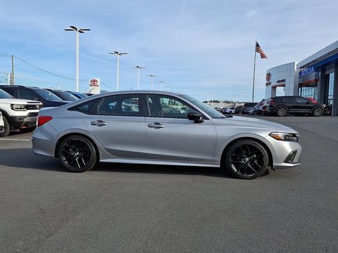 Certified 2024 Honda Civic Sport image 7