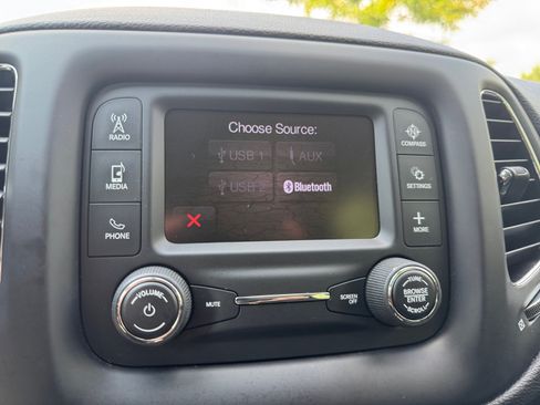 Used 2018 Jeep Compass Sport FWD image 18