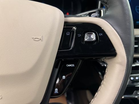 New 2026 Lincoln Corsair Reserve image 19