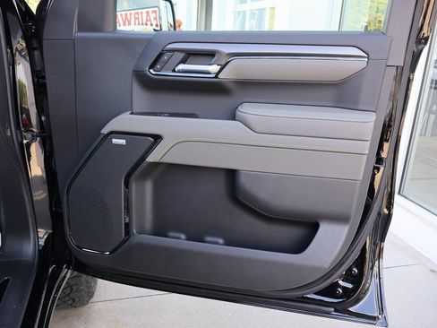 New 2026 Chevrolet Silverado 1500 ZR2 image 44