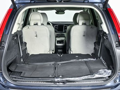 Certified 2024 Volvo XC90 B6 Plus w/ Protection Package Premier AWD/4WD image 33