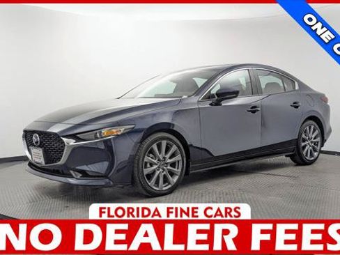 Used 2025 MAZDA MAZDA3 s FWD image 1