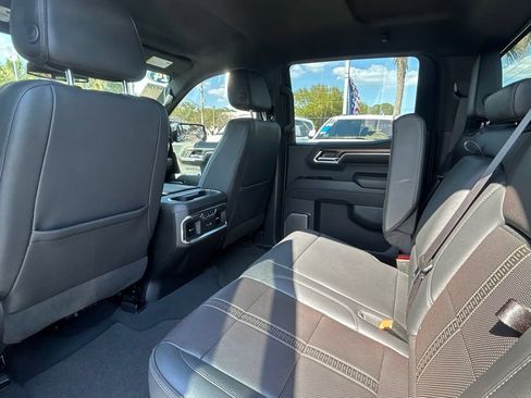 Used 2024 Chevrolet Silverado 1500 High Country AWD/4WD image 19