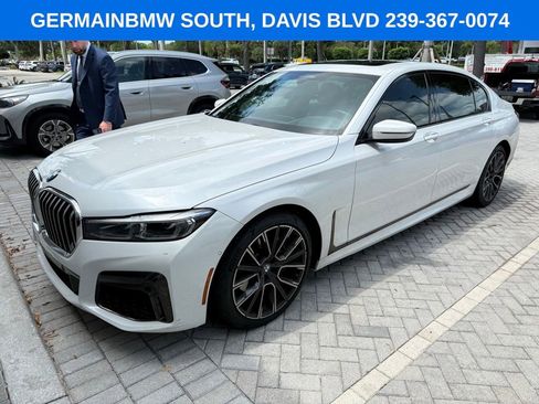 Used 2021 BMW 740i w/ M Sport Package RWD image 2