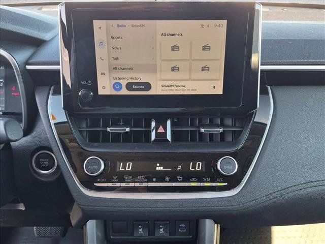 Used 2023 Toyota Corolla Cross XLE w/ Convenience Package FWD image 13