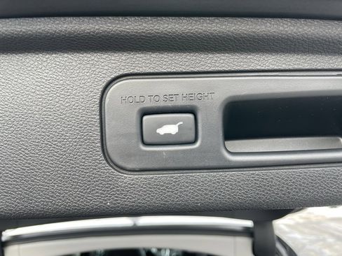 Used 2024 Honda Odyssey EX-L image 34