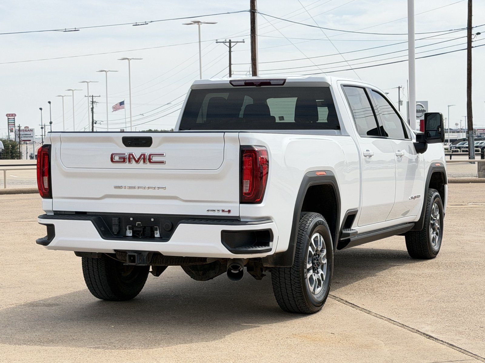 Used 2023 GMC Sierra 2500 AT4 w/ Gooseneck/5TH Wheel Package AWD/4WD image 4