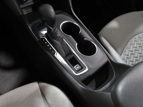 Certified 2022 Chevrolet Equinox LS image 14