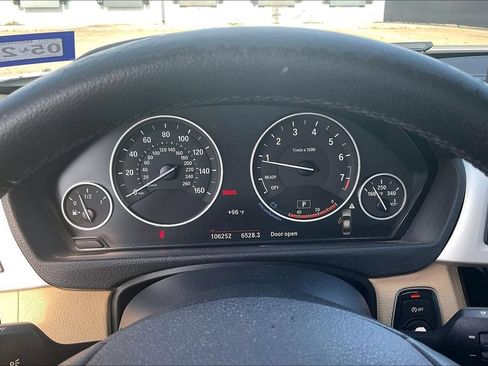 Used 2016 BMW 320i Sedan RWD image 20