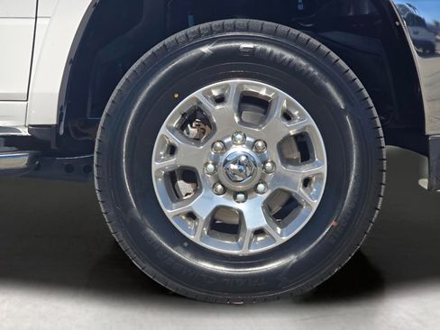 Used 2020 RAM 2500 Laramie w/ Chrome Appearance Group image 24