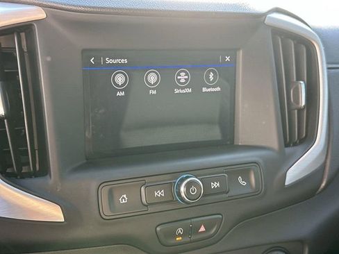 Used 2022 GMC Terrain SLE image 12