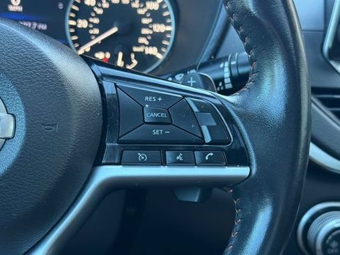 Used 2021 Nissan Altima 2.5 SR w/ SR Premium Package FWD image 26