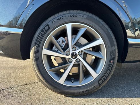 New 2026 Genesis GV80 2.5T Select image 17