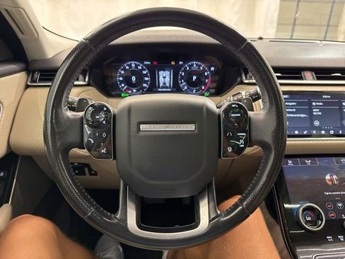 Used 2018 Land Rover Range Rover Velar S AWD/4WD image 22