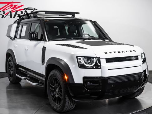 Used 2023 Land Rover Defender 110 X-Dynamic SE AWD/4WD image 7