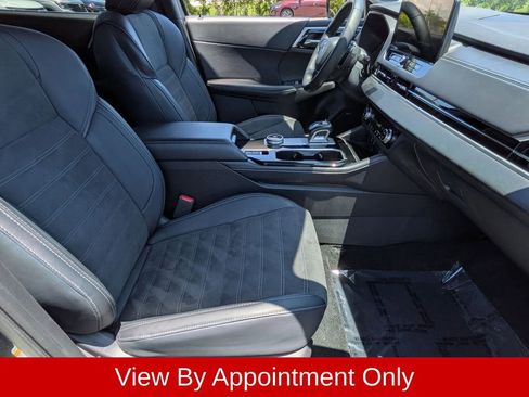 Used 2025 Mitsubishi Outlander SE AWD/4WD image 30