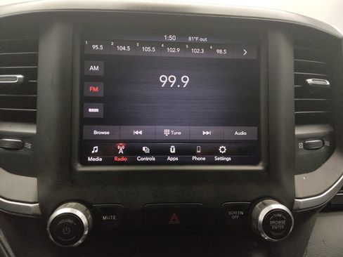 Used 2019 RAM 1500 Big Horn RWD image 25