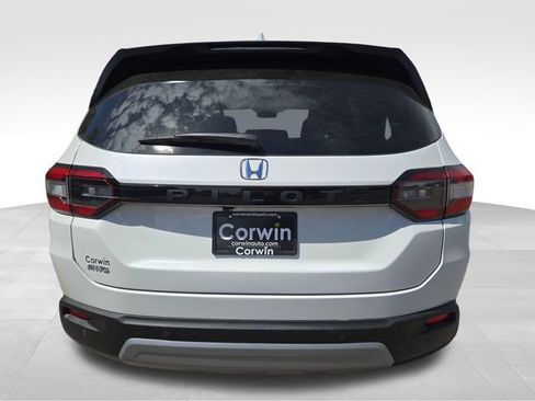Used 2025 Honda Pilot EX-L image 14