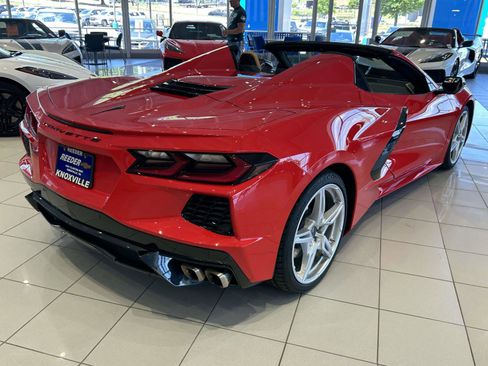 Used 2025 Chevrolet Corvette Stingray Premium Conv w/ 3LT RWD image 3