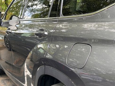 Used 2022 Toyota Highlander Platinum image 34