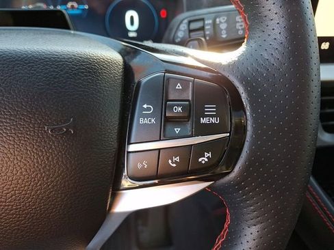 Used 2025 Ford Explorer ST image 22