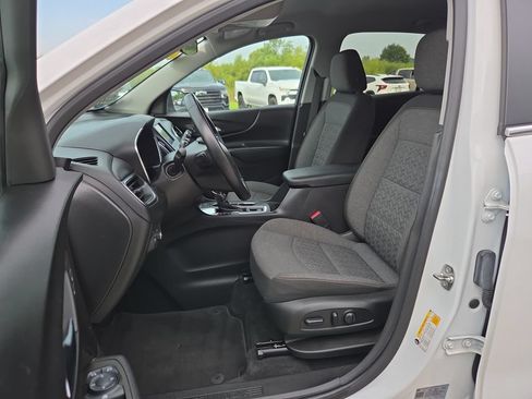 Certified 2024 Chevrolet Equinox LT FWD image 25
