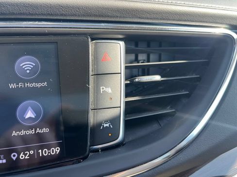 Used 2021 Buick Enclave Premium w/ Sun and Sites Package AWD/4WD image 29