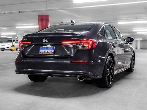 Used 2025 Honda Civic Sport image 6