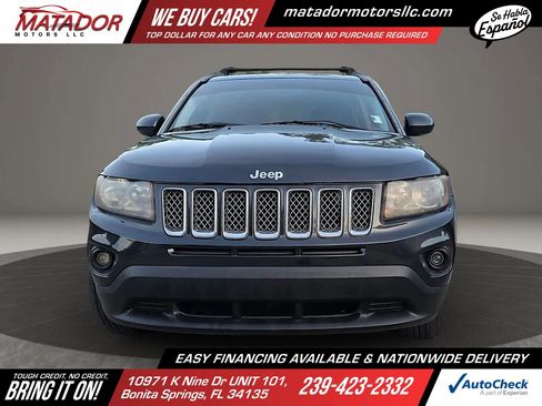 Used 2014 Jeep Compass Latitude w/ Sun/Sound Group FWD image 2